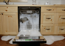 Посудомоечная машина протекает